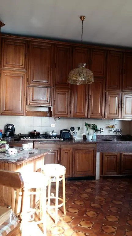 Casa Augusta - Delpino 44 Hotel Genoa Italy