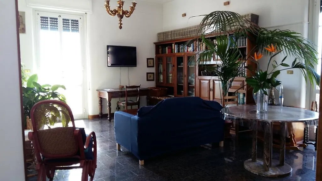 Apartment Casa Augusta - Delpino 44 Hotel Genoa Italy